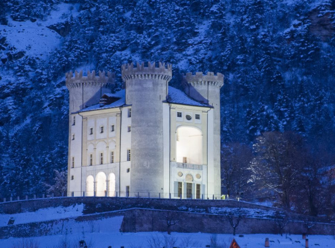 Allestimenti speciali e giochi di luce al castello di Aymavilles. Apertura straordinaria da oggi al 9 gennaio