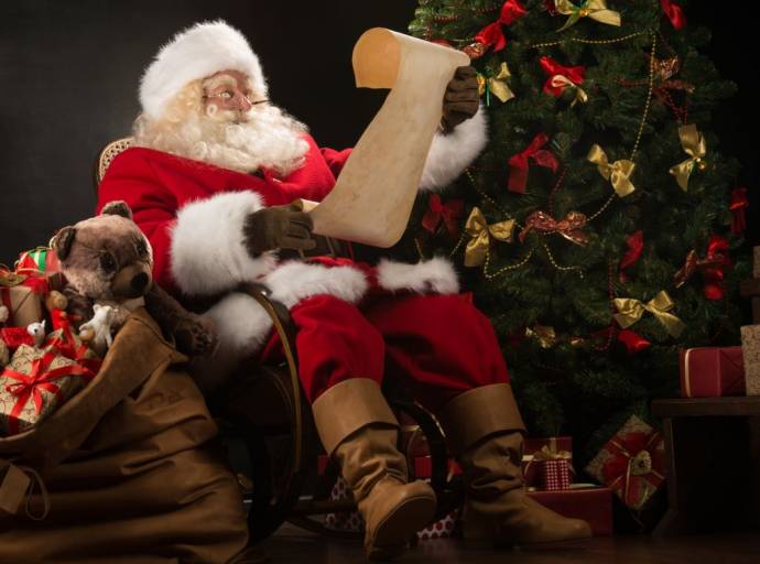 Da domani, per tutti i bambini, Babbo Natale arriva in Borgata Paradiso nel Villaggio allestito dall'associazione Amalune