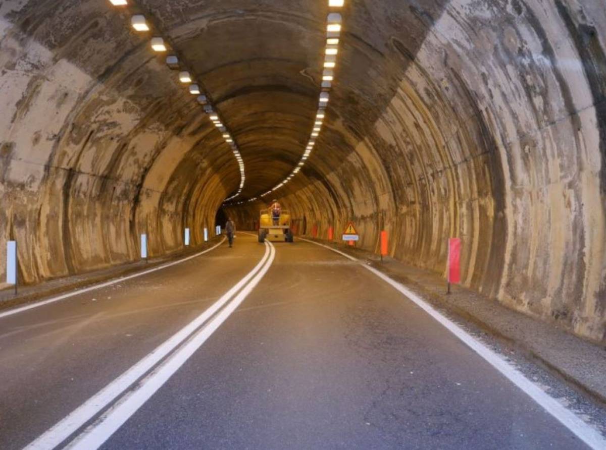 A Lanzo proseguono le indagini tecniche alla calotta della galleria di Montebasso, chiusa da luglio 