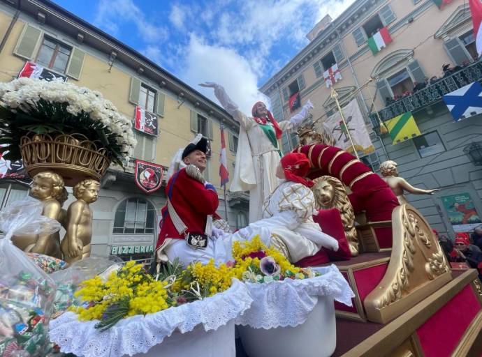 A Ivrea ultime battute per il Carnevale internazionale più originale del mondo.  Si chiude anche la Battaglia delle Arance