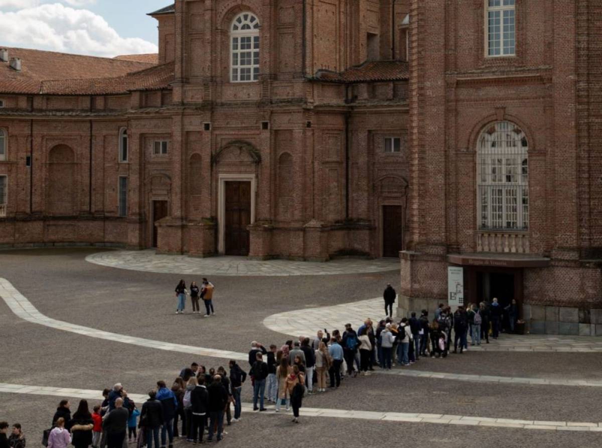 Record di visitatori il 25 aprile alla Reggia di Venaria. Molto apprezzata anche l'apertura dei Giardini per ammirare l'alba