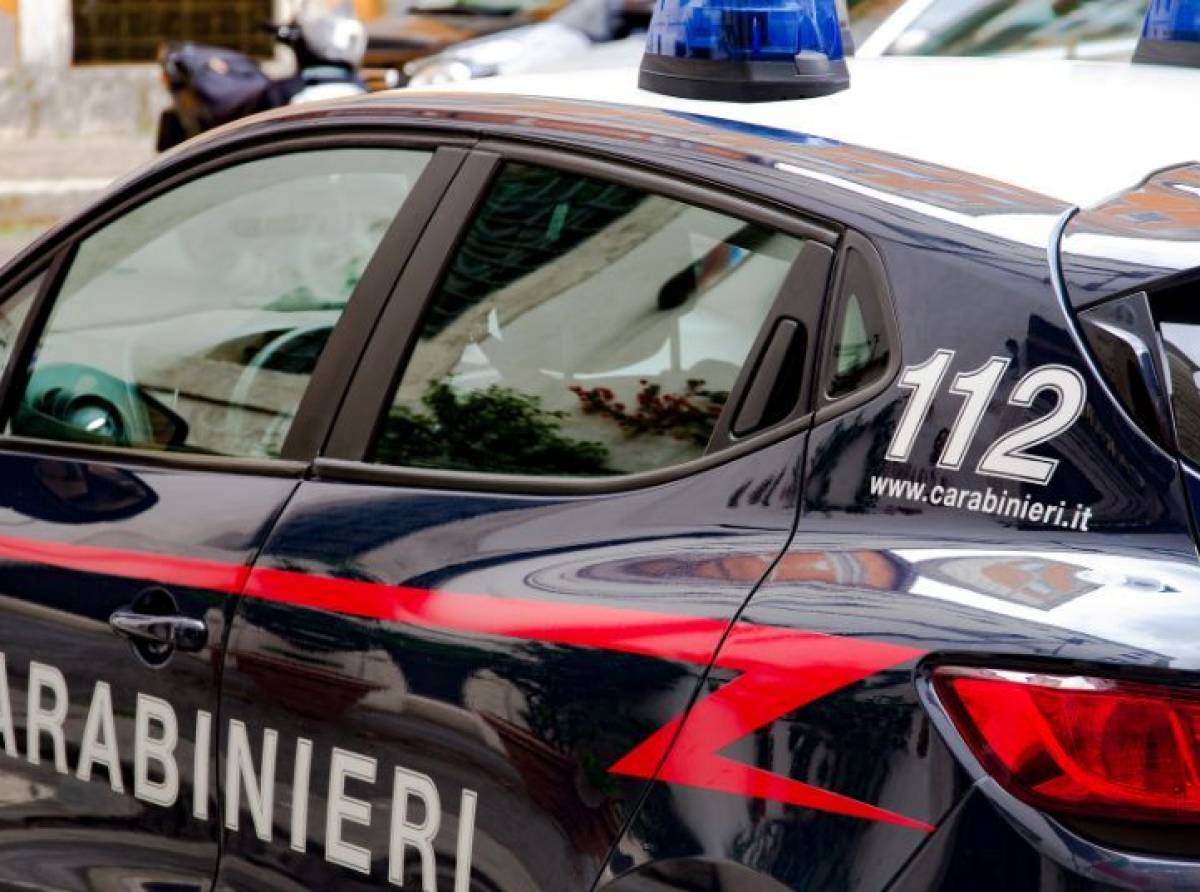 Finto carabiniere truffa anziano per oltre 50mila euro, ma è stato arrestato dagli uomini dell'Arma, quelli veri