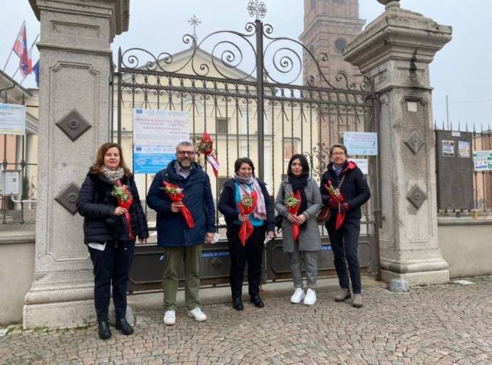 Giornata nazionale per la sicurezza nelle scuole. Anche quest'anno il PD leinicese in campo con "Un fiore per Vito"