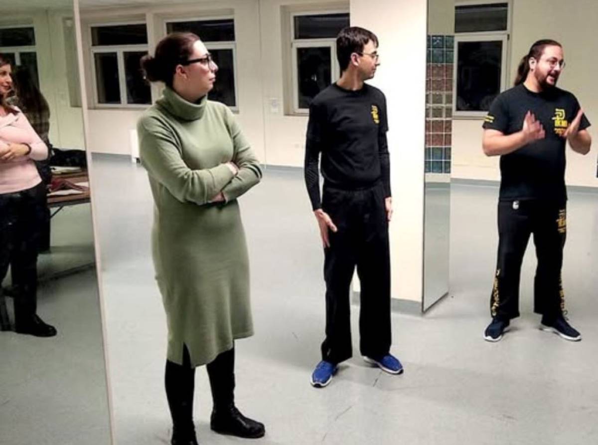 Violenza contro le donne. Un corso per imparere a difendersi e a fronteggiare le emergenze