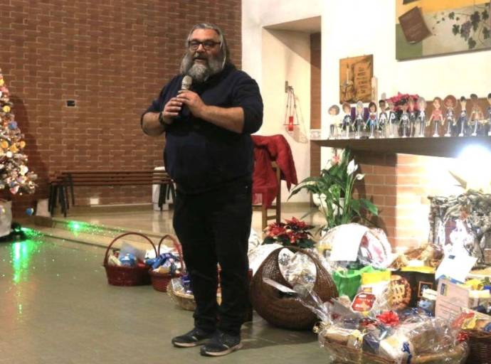 Don Riccardo 1 - Truffatori 0: provano a raggirare la Parrocchia, ma il parroco non si fa fregare. Due denunciati