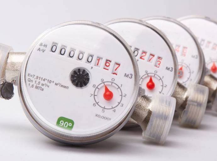 SMAT sostituisce i vecchi contatori con smart meter: meno sprechi, bollette più precise e controlli da remoto