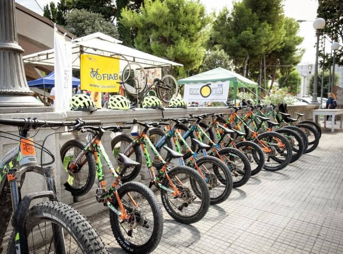 Ivrea pedala con i bambini: domani torna “Bimbimbici”, la giornata dedicata alla mobilità sostenibile, al gioco e al divertimento all’aria aperta
