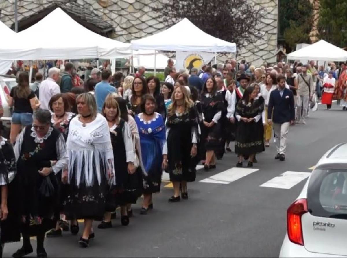 Ingria in festa tra sapori di montagna, musiche francoprovenzali e antiche leggende: torna l’appuntamento estivo con Tchouse d’Aouti Ten