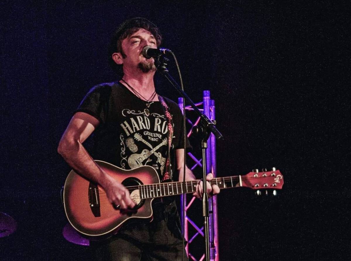Marco Falco lancia “Revolution” e rifiuta Spotify: quando la musica è anche un atto politico contro la guerra