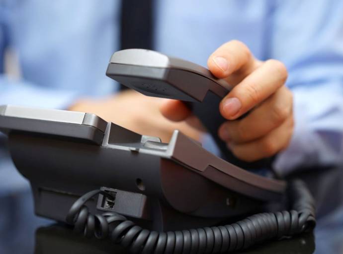 Telefono Amico Torino lancia un nuovo corso gratuito di formazione: 12 incontri per diventare volontari nell’ascolto di chi vive solitudine e fragilità