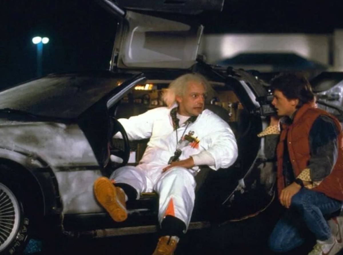 Ritorno al Futuro: la macchina del tempo che conquistò il mondo (e l’Italia con 4 mesi di ritardo)