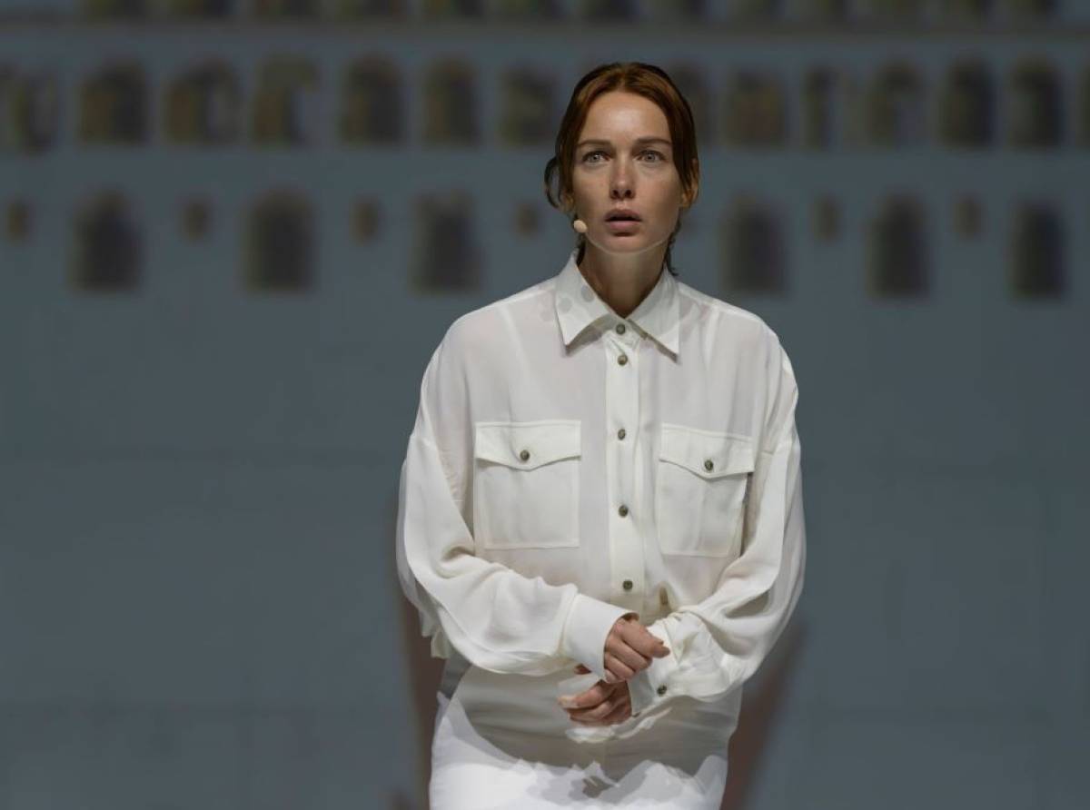 Cristiana Capotondi al Teatro Concordia con “La vittoria è la balia dei vinti”: il monologo sul bombardamento di Firenze