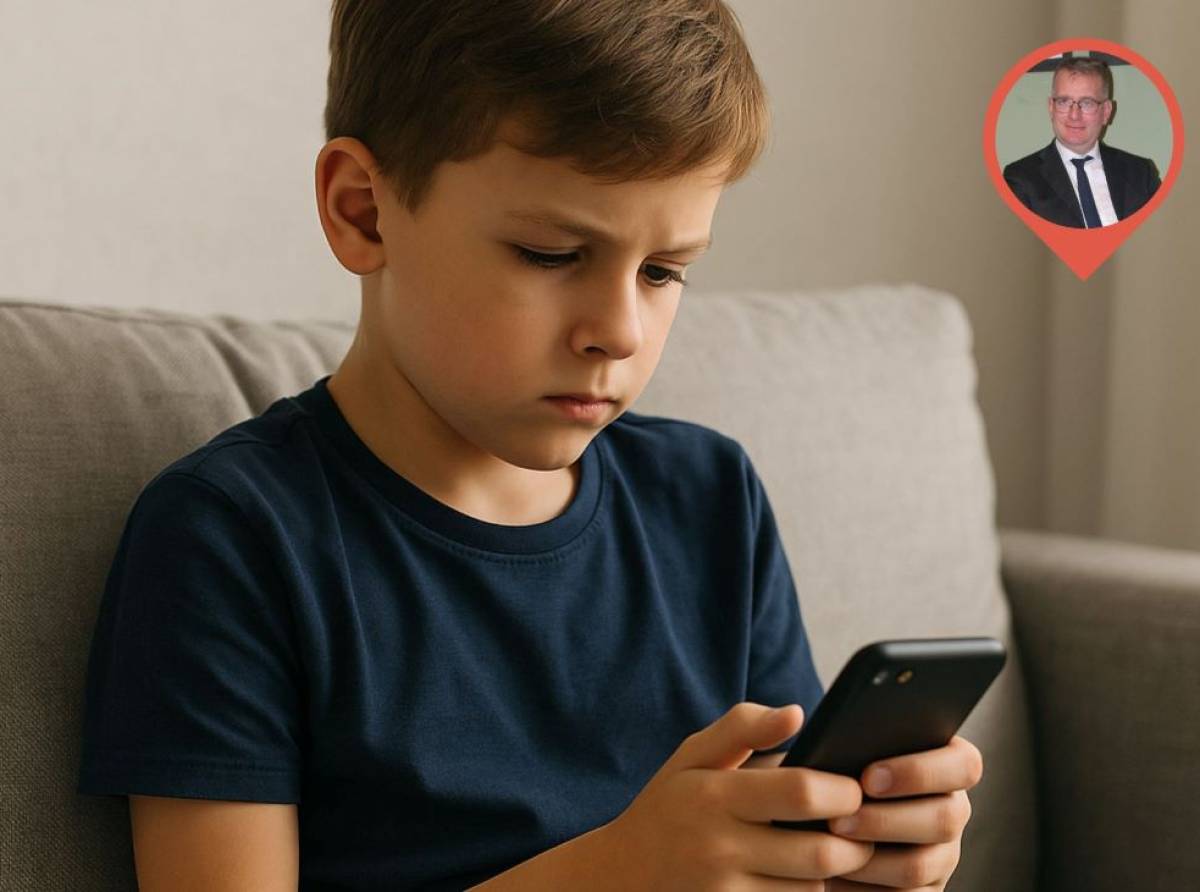 Schermi e infanzia: le nuove raccomandazioni SIP 2025 per proteggere salute, sonno e sviluppo cognitivo