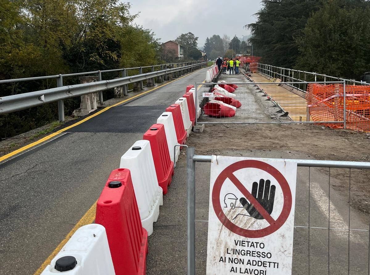 Sciolze, lavori di manutenzione straordinaria al ponte sulla Sp98: senso unico alternato e possibili attese fino a 15 minuti