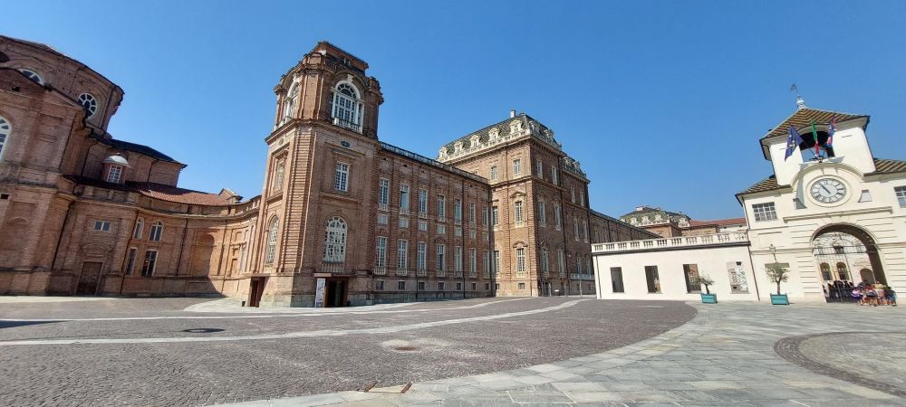 venaria reale piazza esedra