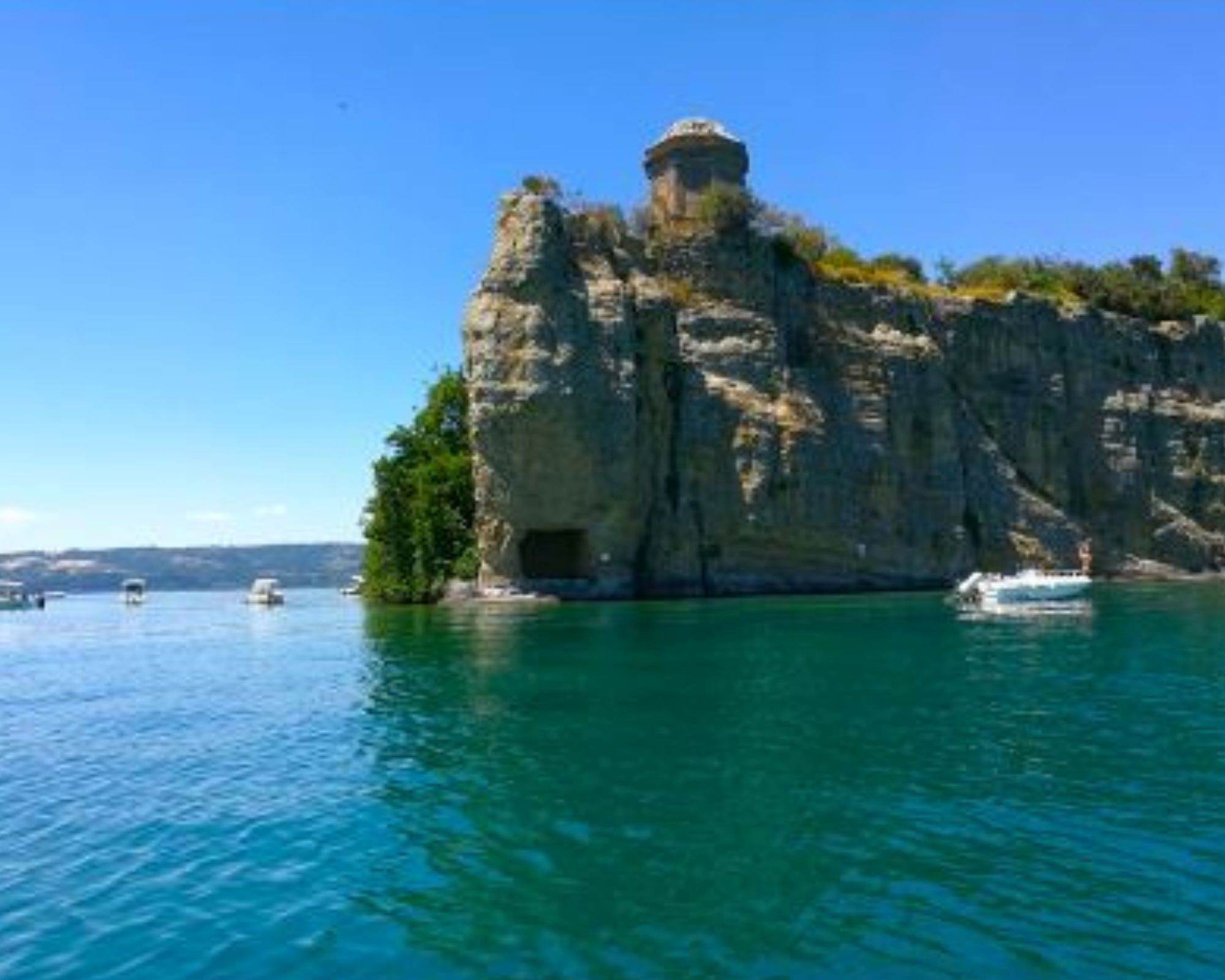turismo isola besentina lago bolsena 1