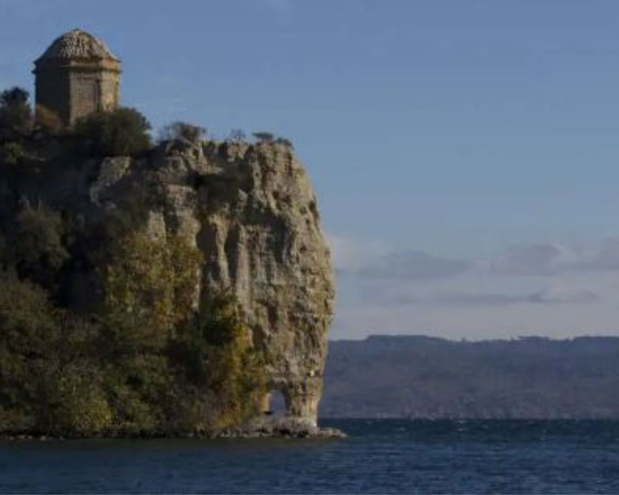 turismo isola besentina lago bolsena 2