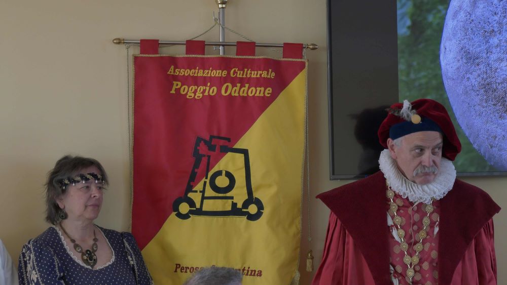 gonfalone gruppo storico associazione culturale Poggio Oddone 2